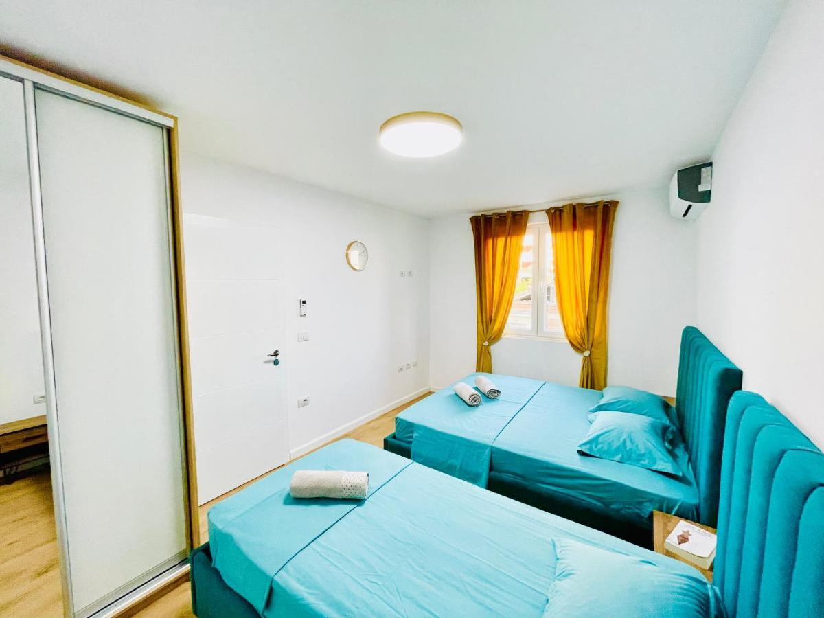 Central Apartment 2, Tirana Esterno foto