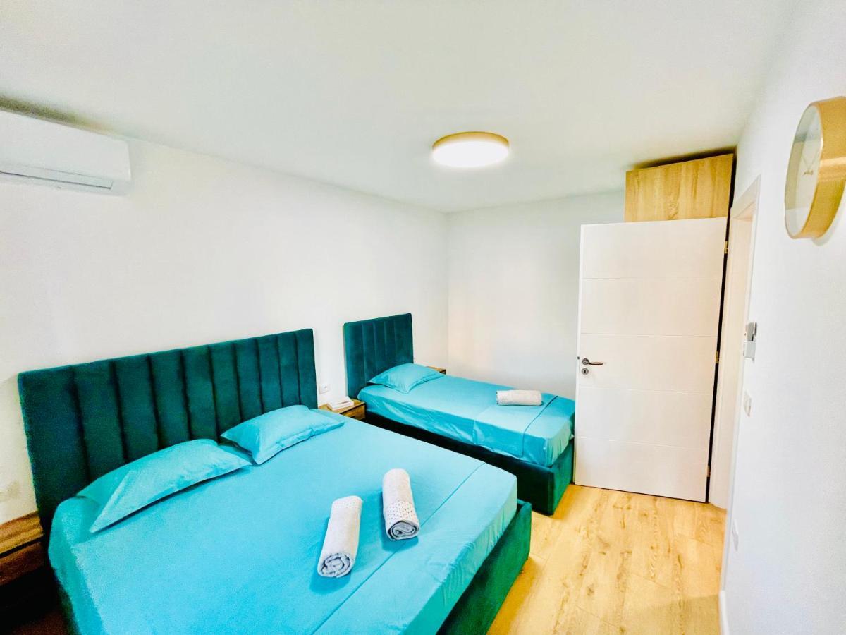 Central Apartment 2, Tirana Esterno foto