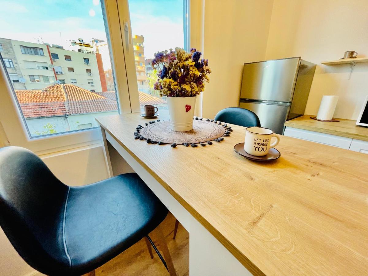 Central Apartment 2, Tirana Esterno foto