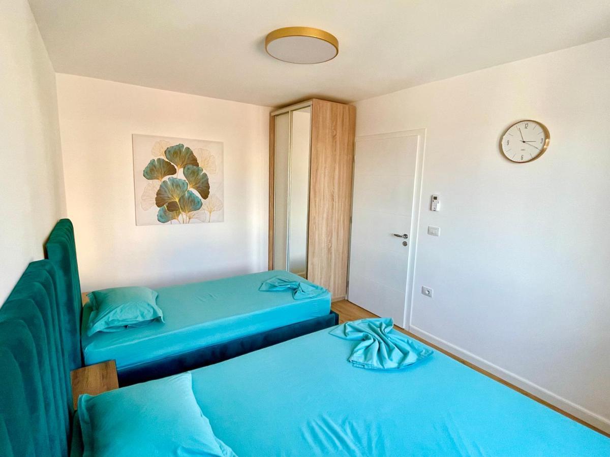 Central Apartment 2, Tirana Esterno foto